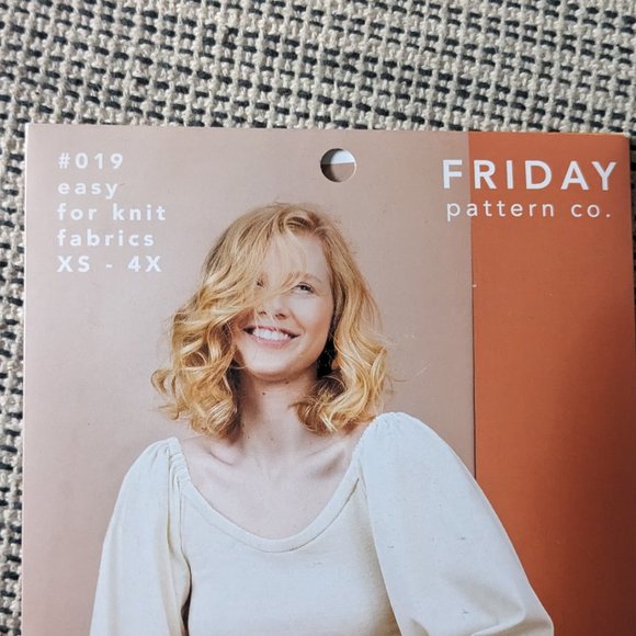 Friday Pattern Co. - The Adrienne Blouse - Sewing Pattern - Picture 3 of 4